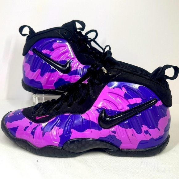 Nike Other - Nike Air Foamposite pro purple camo sneakers Size 5 Youth